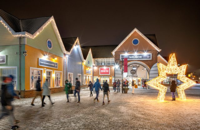 zimowe wyprzedaże w galeriach handlowych